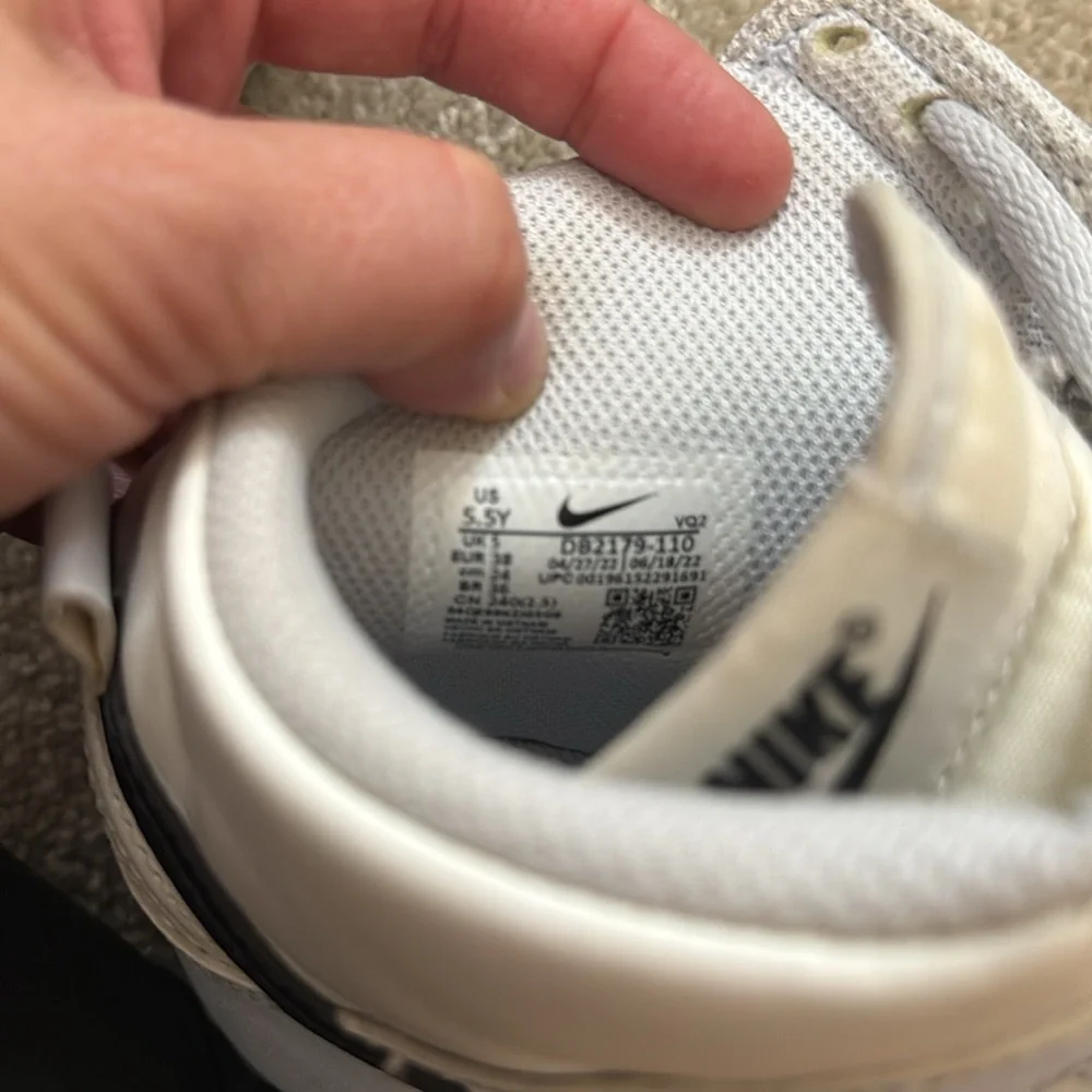 Nike High Dunks “retro” in White and Powder Blue - Picture 6 of 6